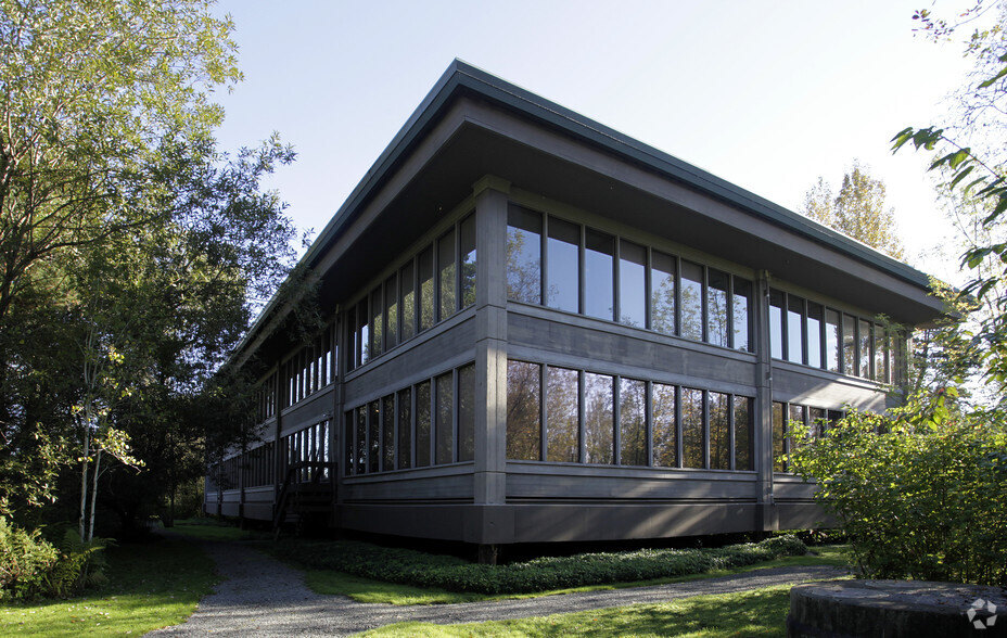 1400-112th-Ave-SE-Bellevue-WA-Building-Photo-1-Large